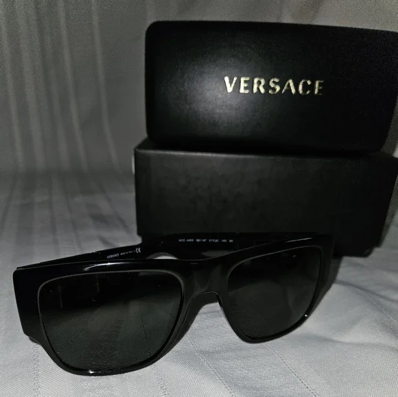 Versace | Accessories | Versace Black And Gold Sunglasses  display picture 3